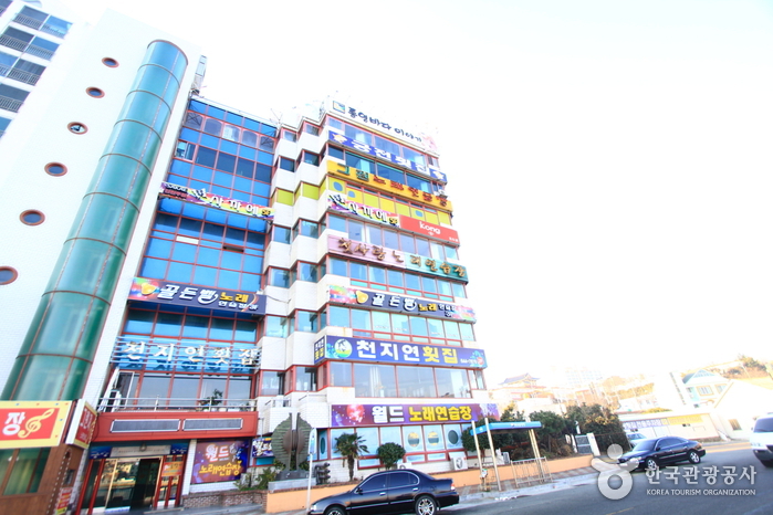 궁전횟집 여행 추천 - 로드트립