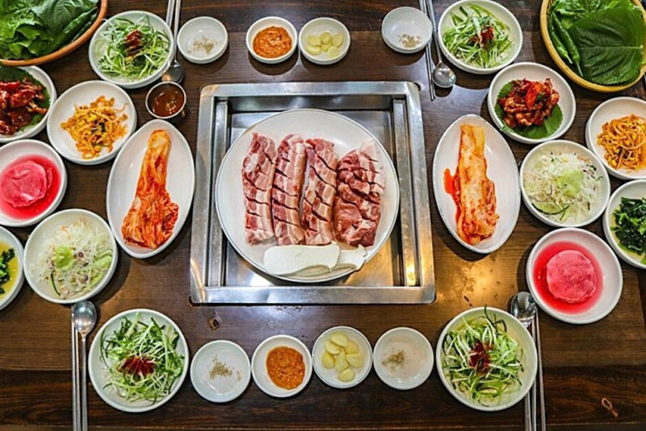 포도원흑돼지_2_공공3유형.jpg
