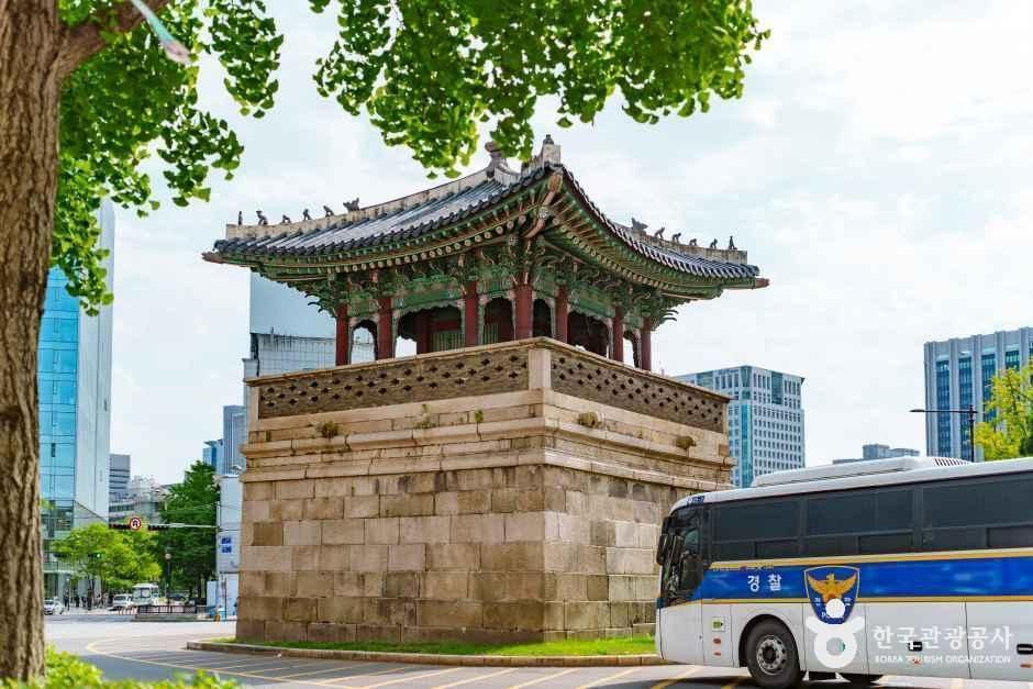 동십자각 여행 추천 - 로드트립