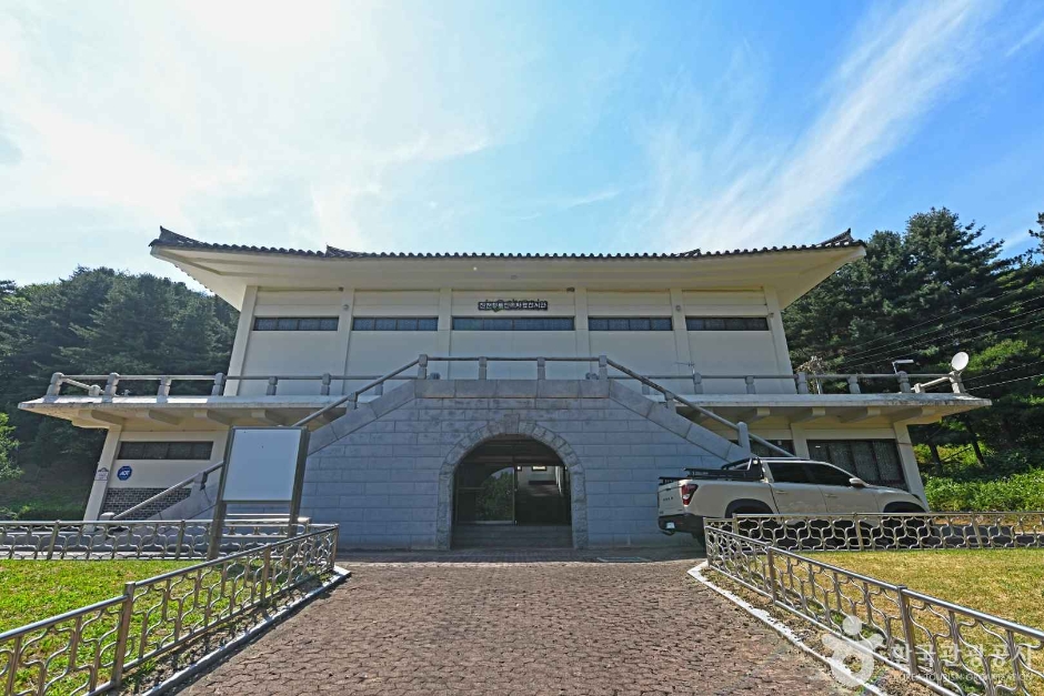 진천 향토민속자료전시관 여행 추천 - 로드트립
