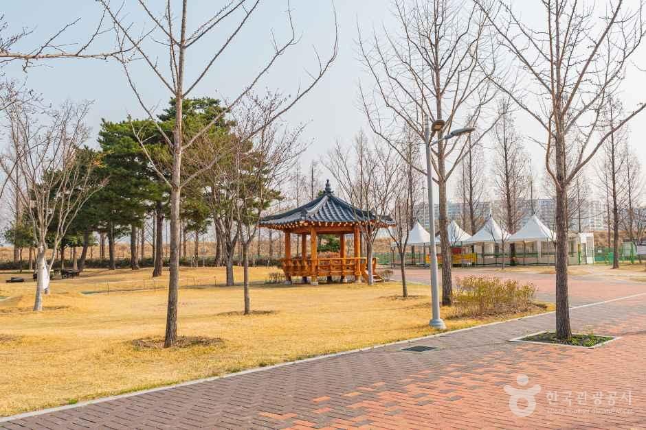 수성패밀리파크 여행 추천 - 로드트립
