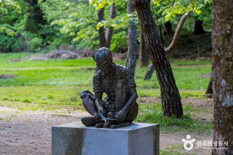 속리산조각공원 여행 추천 - 로드트립