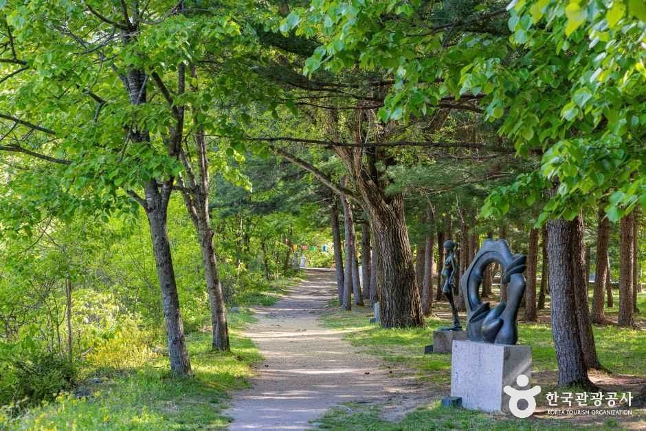 속리산조각공원 여행 추천 - 로드트립