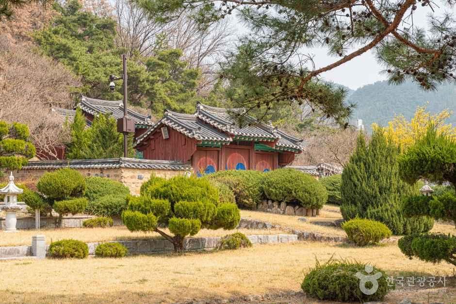 문창공영당 여행 추천 - 로드트립