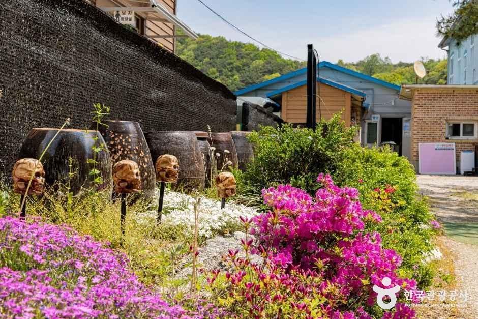 시냇가 캠핑장 여행 추천 - 로드트립
