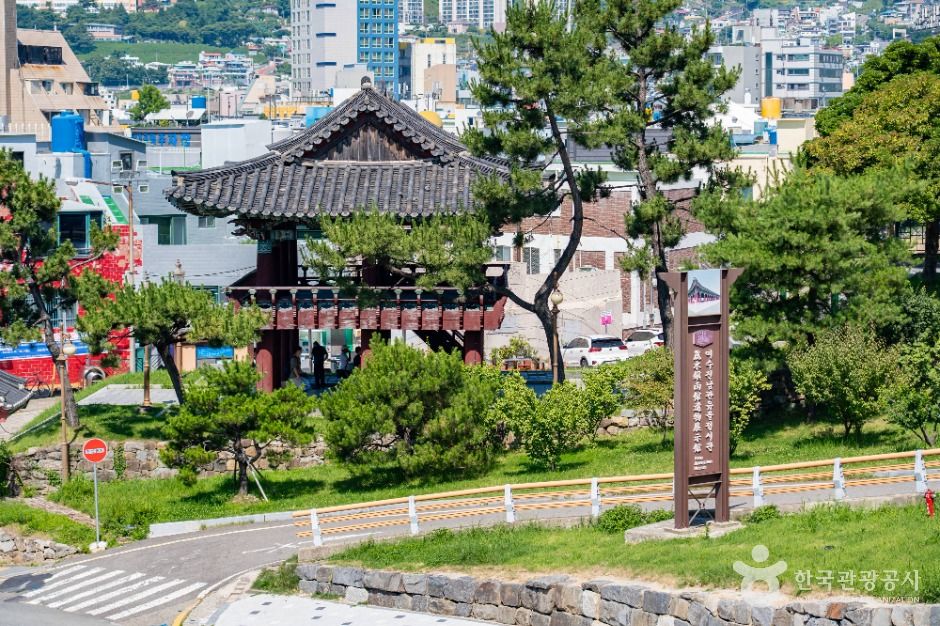 여수 진남관 여행 추천 - 로드트립