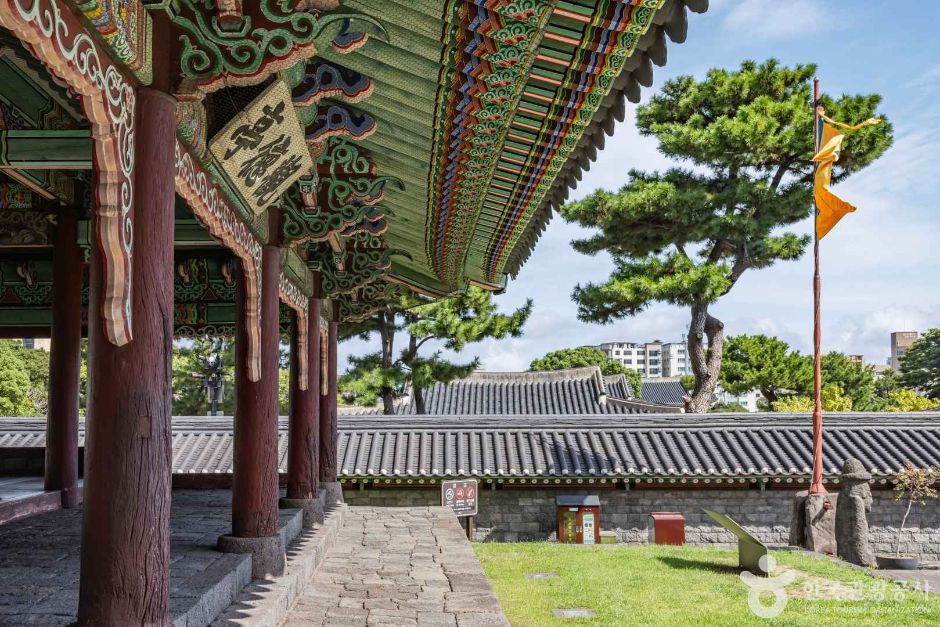 관덕정(제주) 여행 추천 - 로드트립