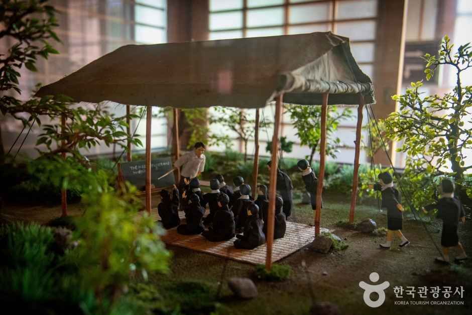 임시수도기념관 여행 추천 - 로드트립