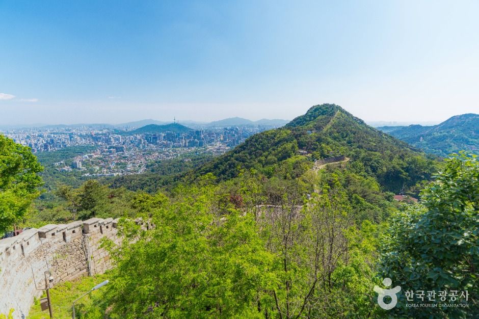 서울한양도성 백악구간 여행 추천 - 로드트립