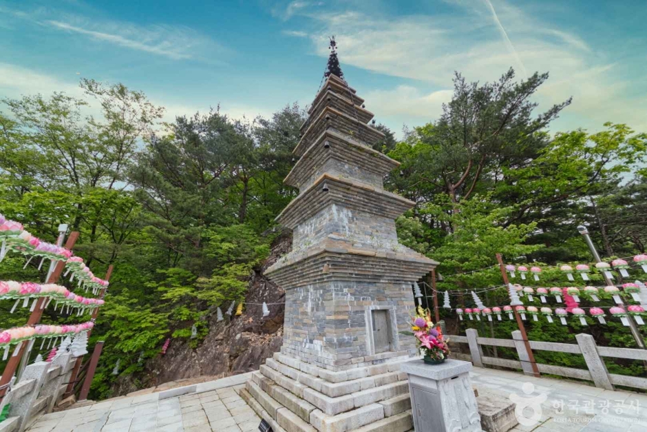 정암사 수마노탑 여행 추천 - 로드트립