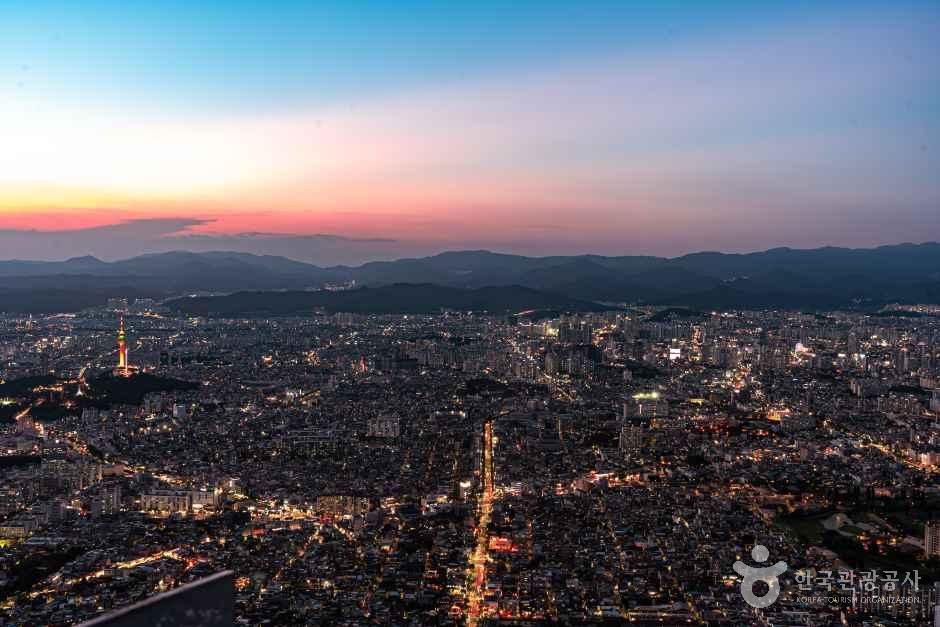 앞산 케이블카(앞산 전망대) 여행 추천 - 로드트립