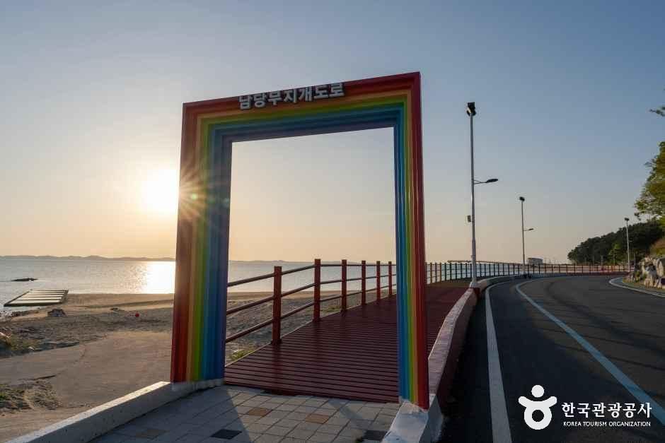 남당무지개도로 여행 추천 - 로드트립