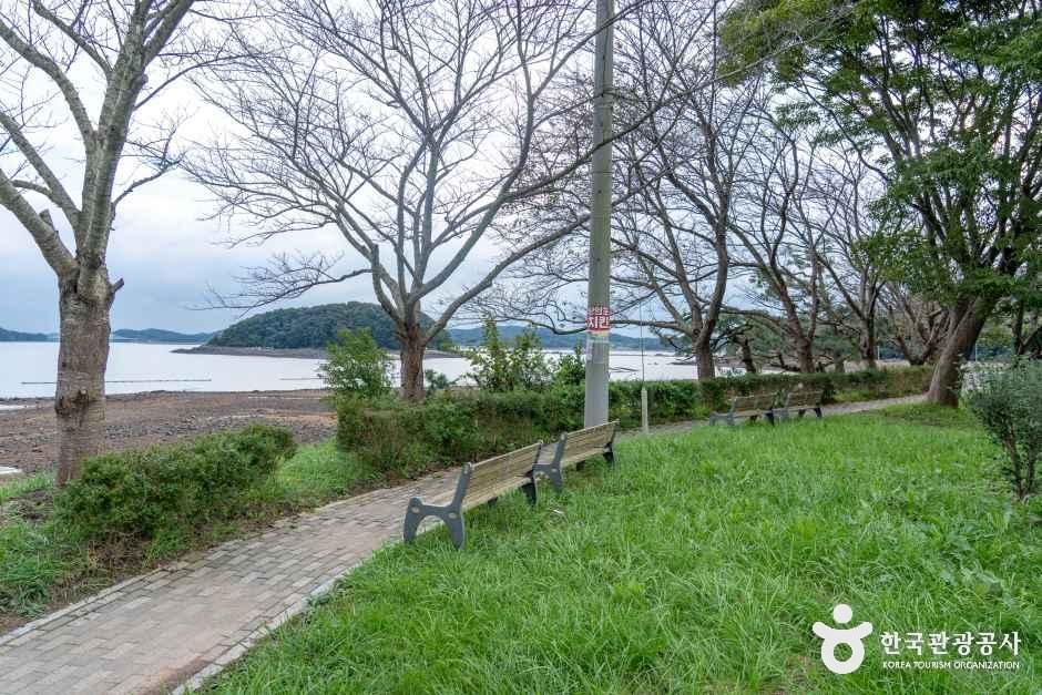 간월호 쉼터공원 여행 추천 - 로드트립