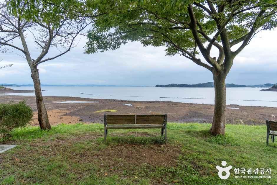 간월호 쉼터공원 여행 추천 - 로드트립