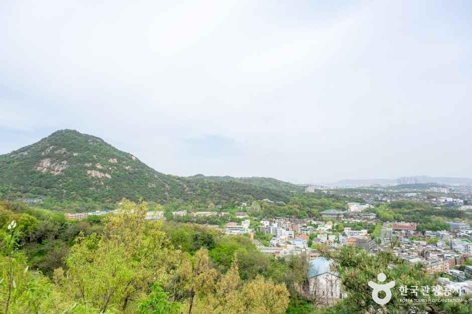 인왕산 무무대 전망대 여행 추천 - 로드트립
