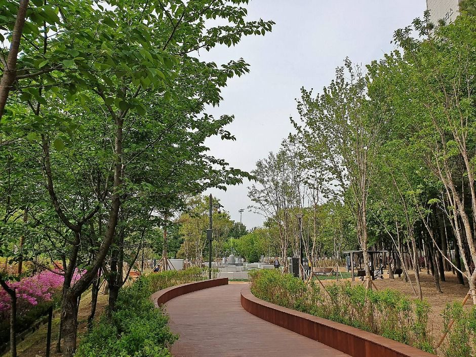 송산1호수변공원 여행 추천 - 로드트립