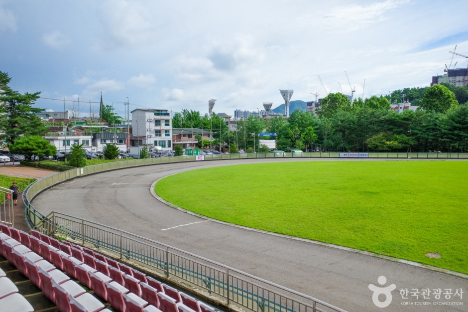 안양인라인롤러경기장 여행 추천 - 로드트립