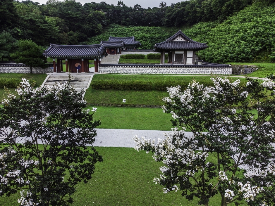 김좌진장군 사당 여행 추천 - 로드트립