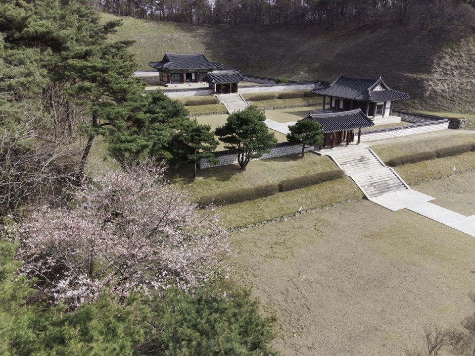 김좌진장군 사당 여행 추천 - 로드트립