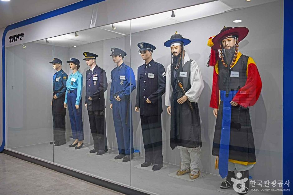 강원경찰박물관 여행 추천 - 로드트립