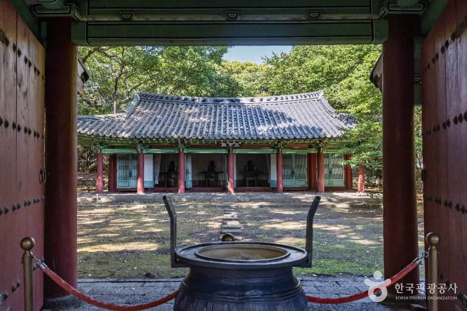 제주 삼성혈 여행 추천 - 로드트립