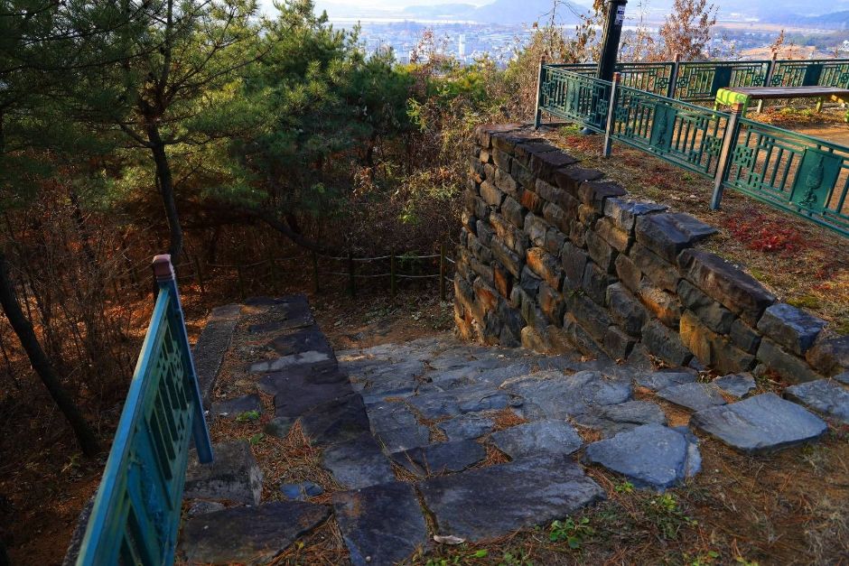 정림사지와 사비길 여행 추천 - 로드트립