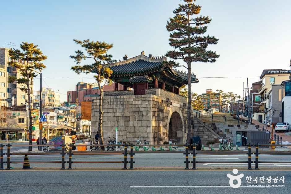 광희문 여행 추천 - 로드트립