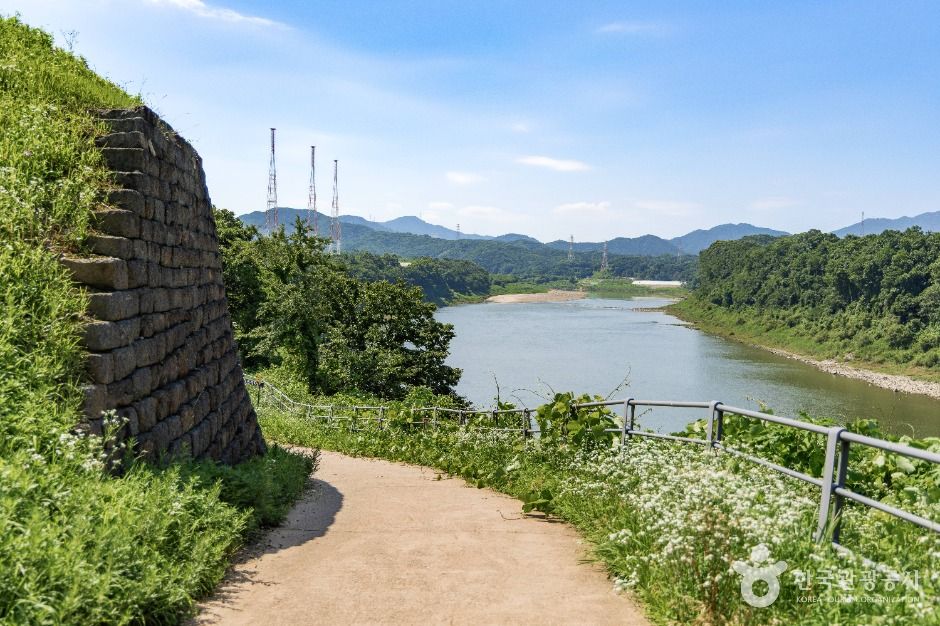 연천 당포성 여행 추천 - 로드트립
