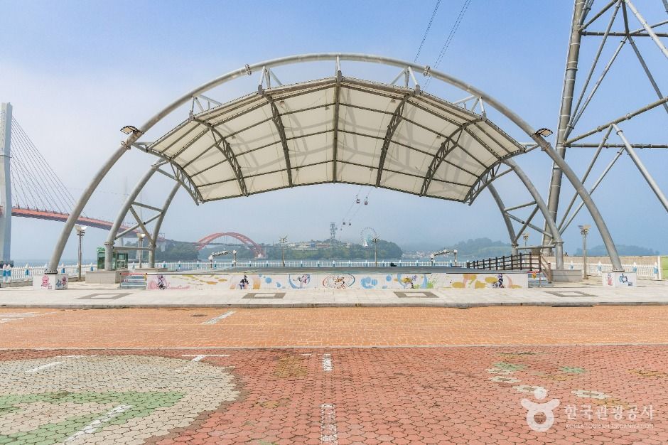삼천포대교공원 여행 추천 - 로드트립