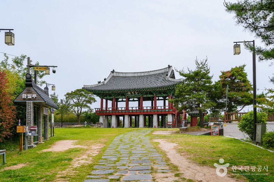 함월루 여행 추천 - 로드트립