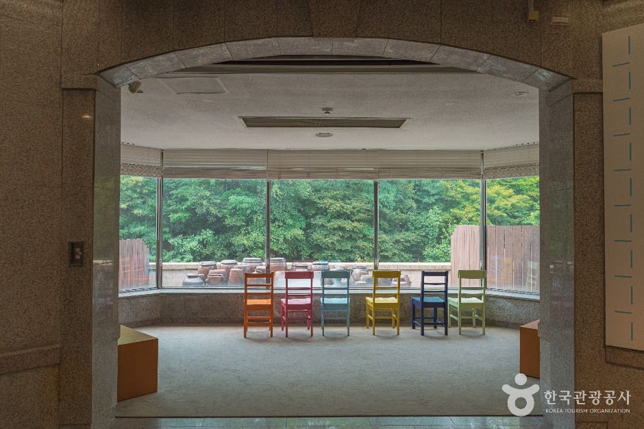 이화여자대학교 박물관 여행 추천 - 로드트립