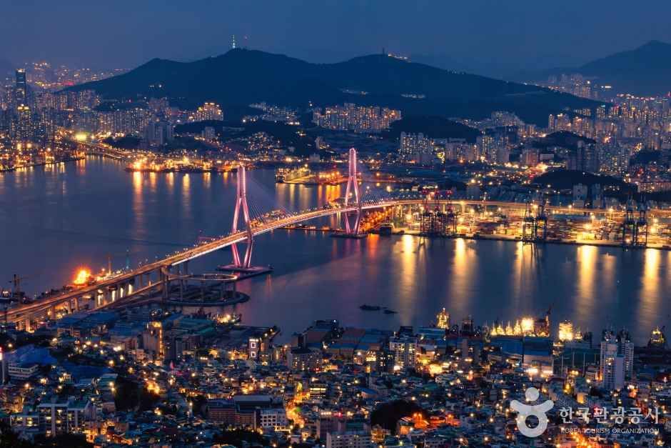 봉래산(부산) 여행 추천 - 로드트립