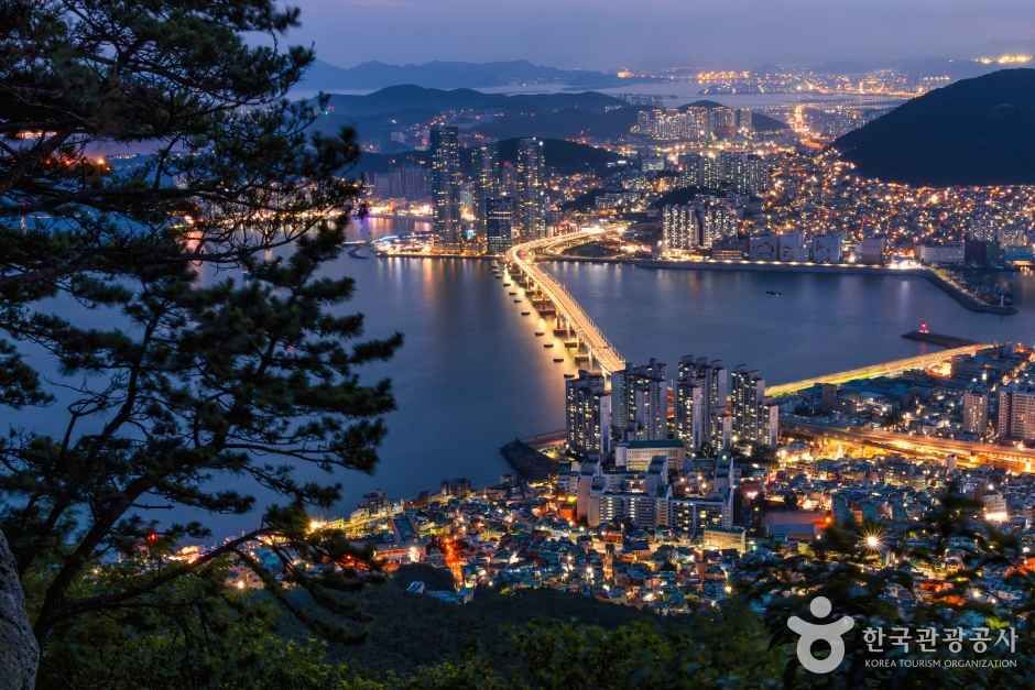 봉래산(부산) 여행 추천 - 로드트립