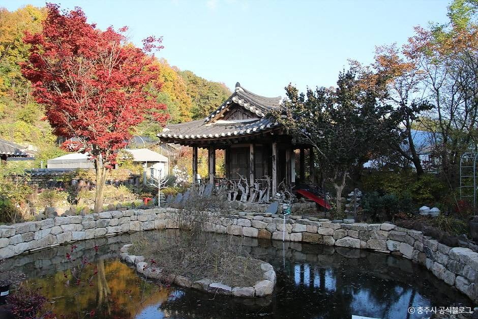 충주 최응성 고가 여행 추천 - 로드트립