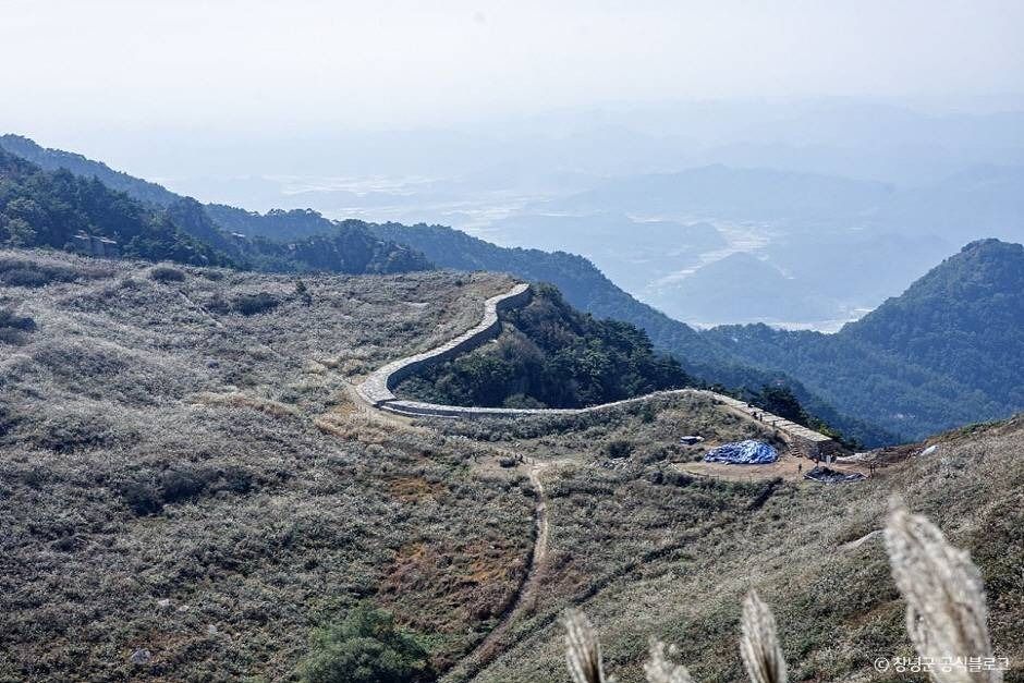 화왕산군립공원 여행 추천 - 로드트립