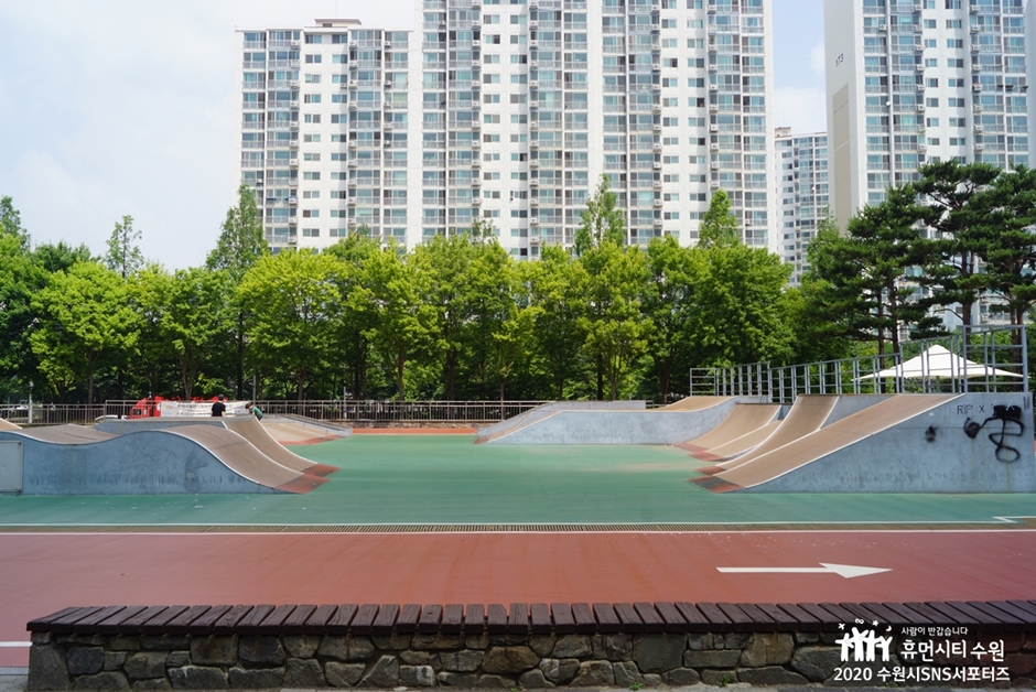 여기산공원 여행 추천 - 로드트립