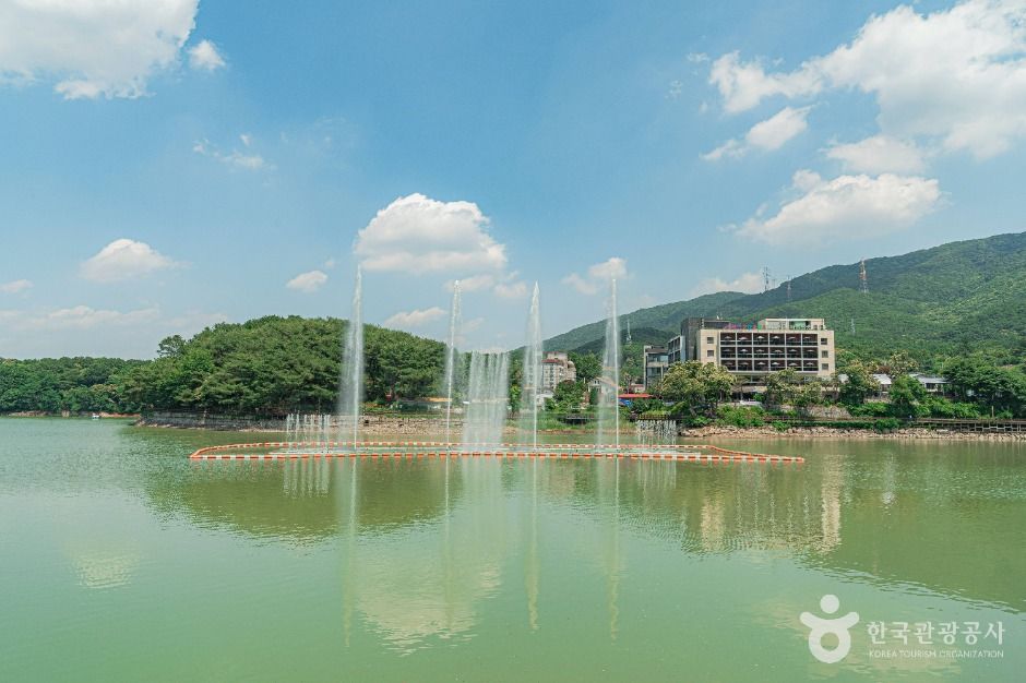 고모저수지 여행 추천 - 로드트립