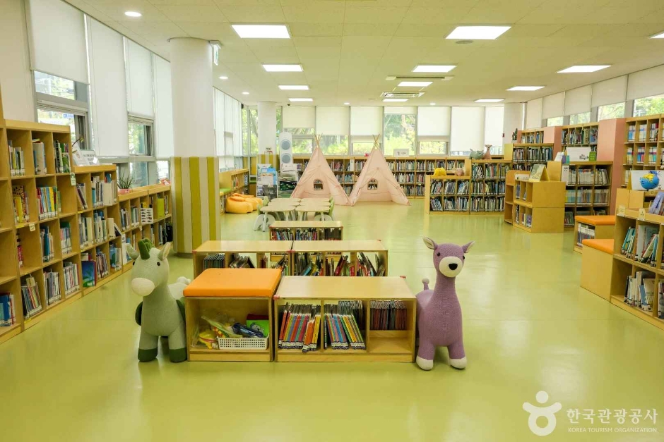 서구어린이도서관 여행 추천 - 로드트립