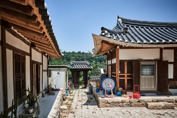 춘천최재근가옥 여행 추천 - 로드트립