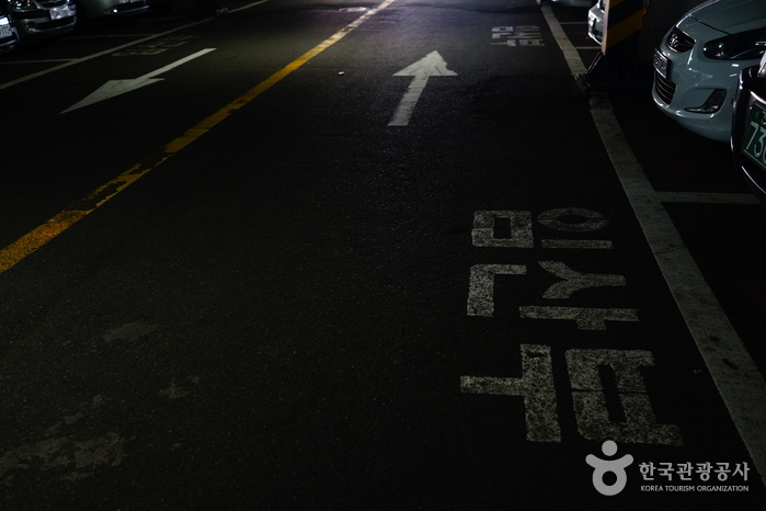 고신대학교복음병원 의학도서관 여행 추천 - 로드트립
