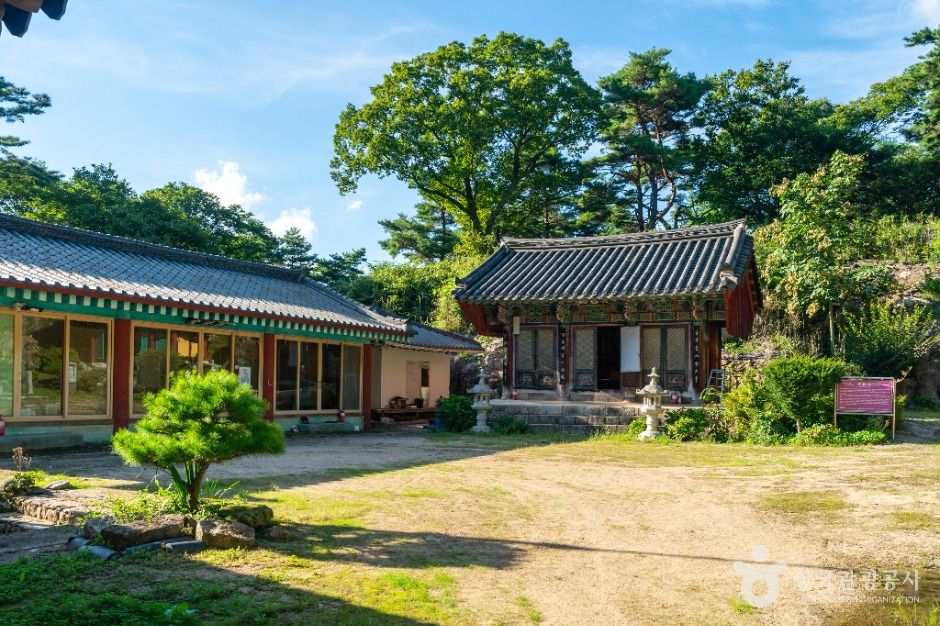 신둔사(청도) 여행 추천 - 로드트립