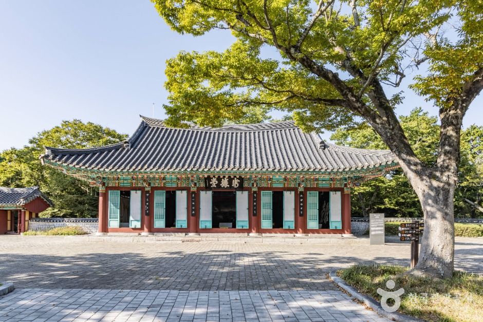 통영 한산도 이충무공 유적 여행 추천 - 로드트립