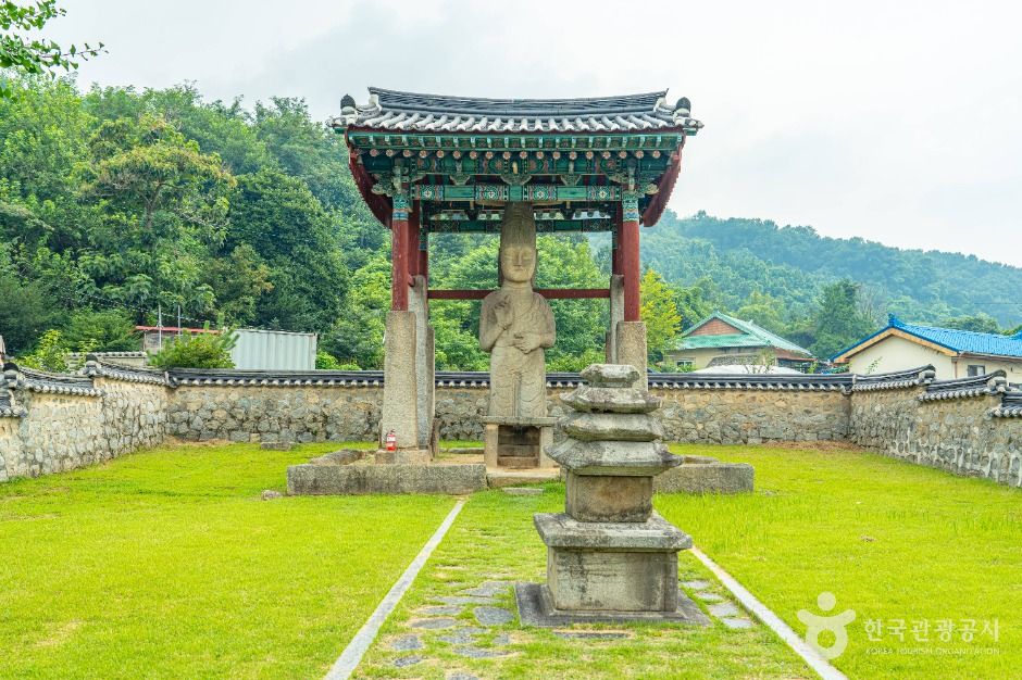 매산리석불입상 여행 추천 - 로드트립