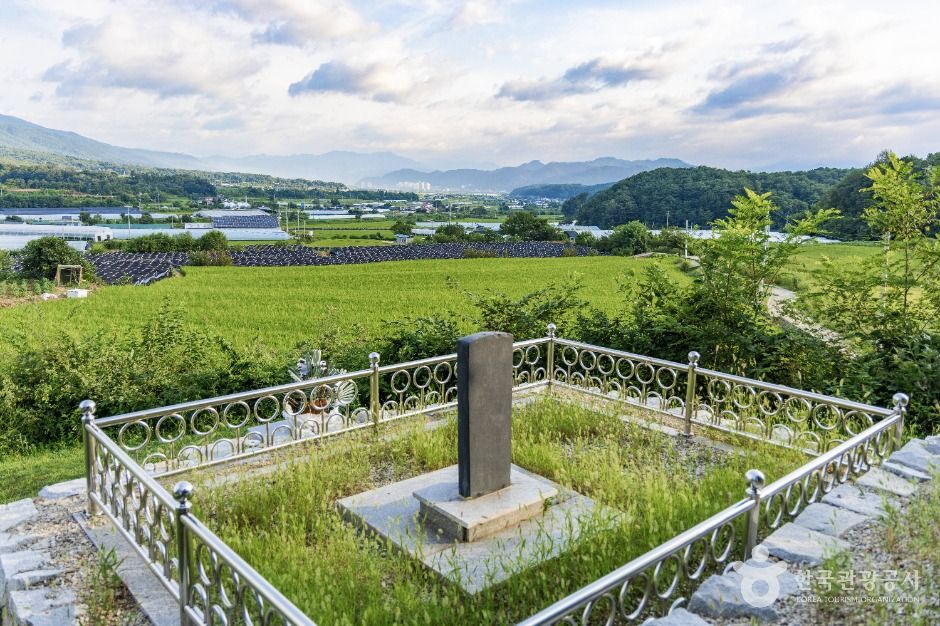 필리핀군 전투전적비 여행 추천 - 로드트립