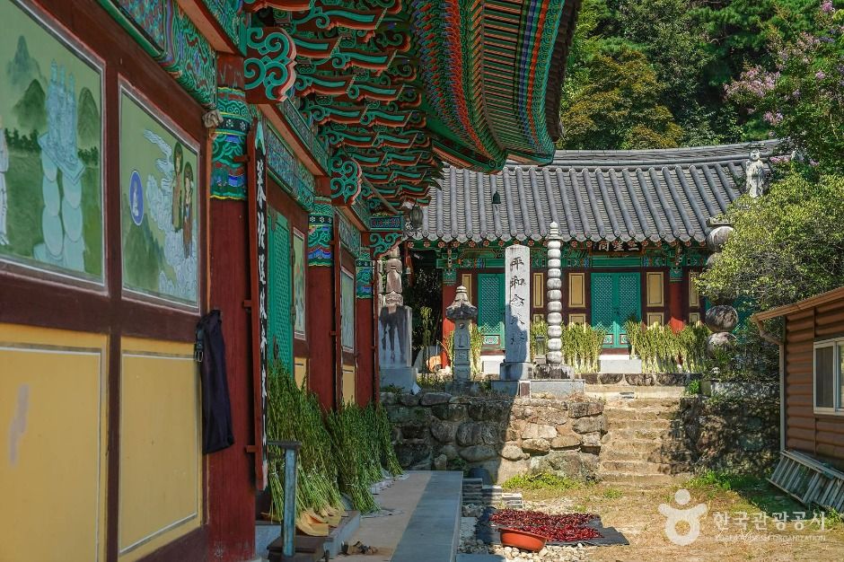 원흥사(장수) 여행 추천 - 로드트립