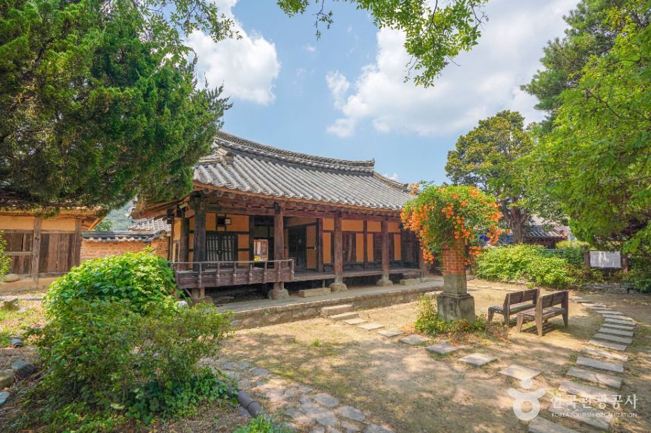 산청 남사리 이씨고가 여행 추천 - 로드트립