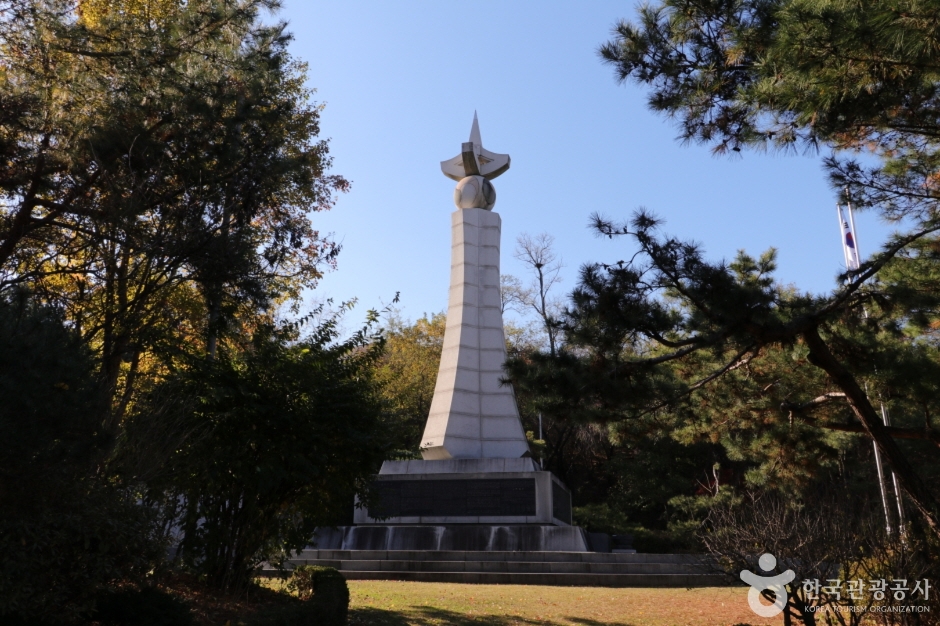 3.1독립운동기념탑 여행 추천 - 로드트립