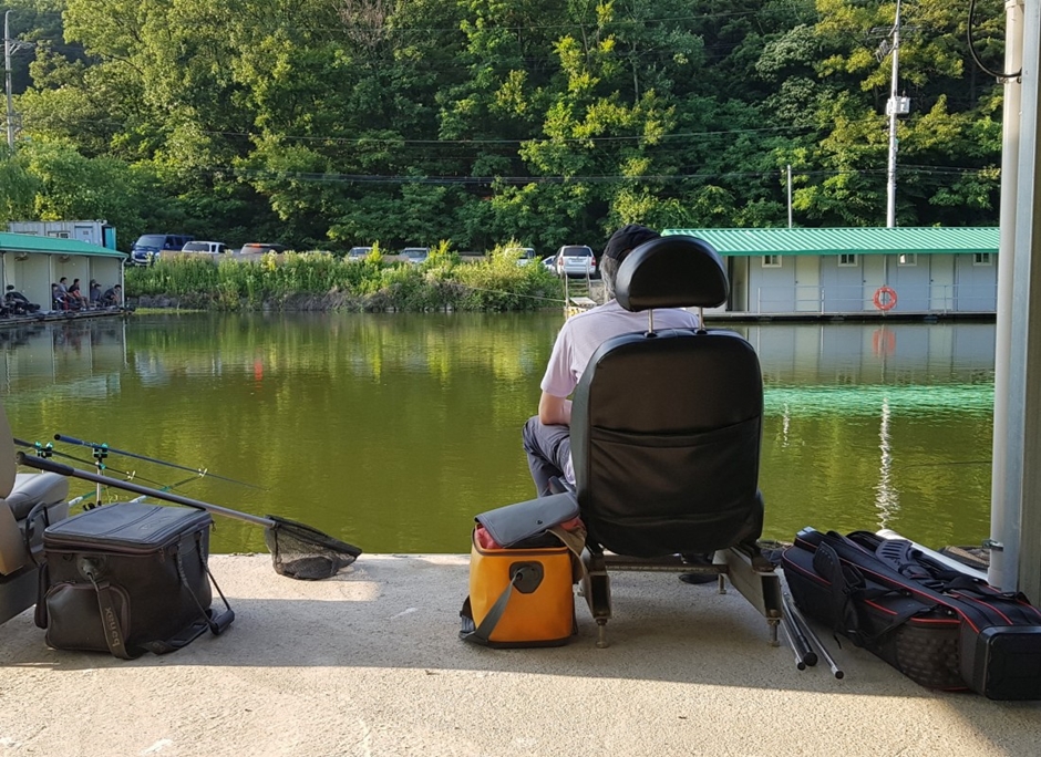 삼막곡낚시터 여행 추천 - 로드트립