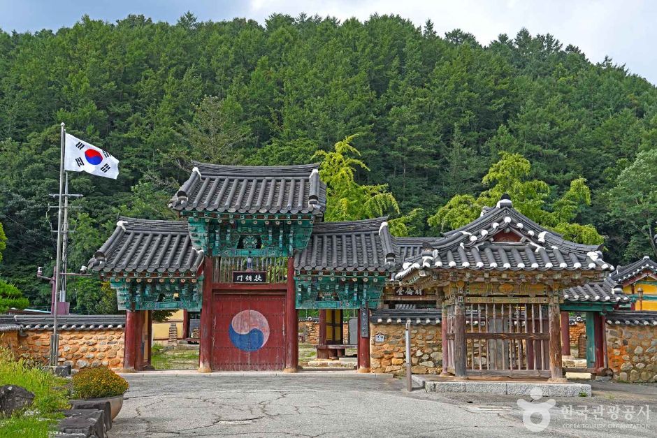 장수향교 여행 추천 - 로드트립