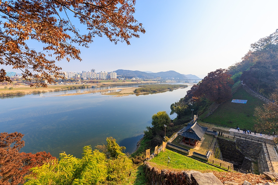 공산성연지 여행 추천 - 로드트립
